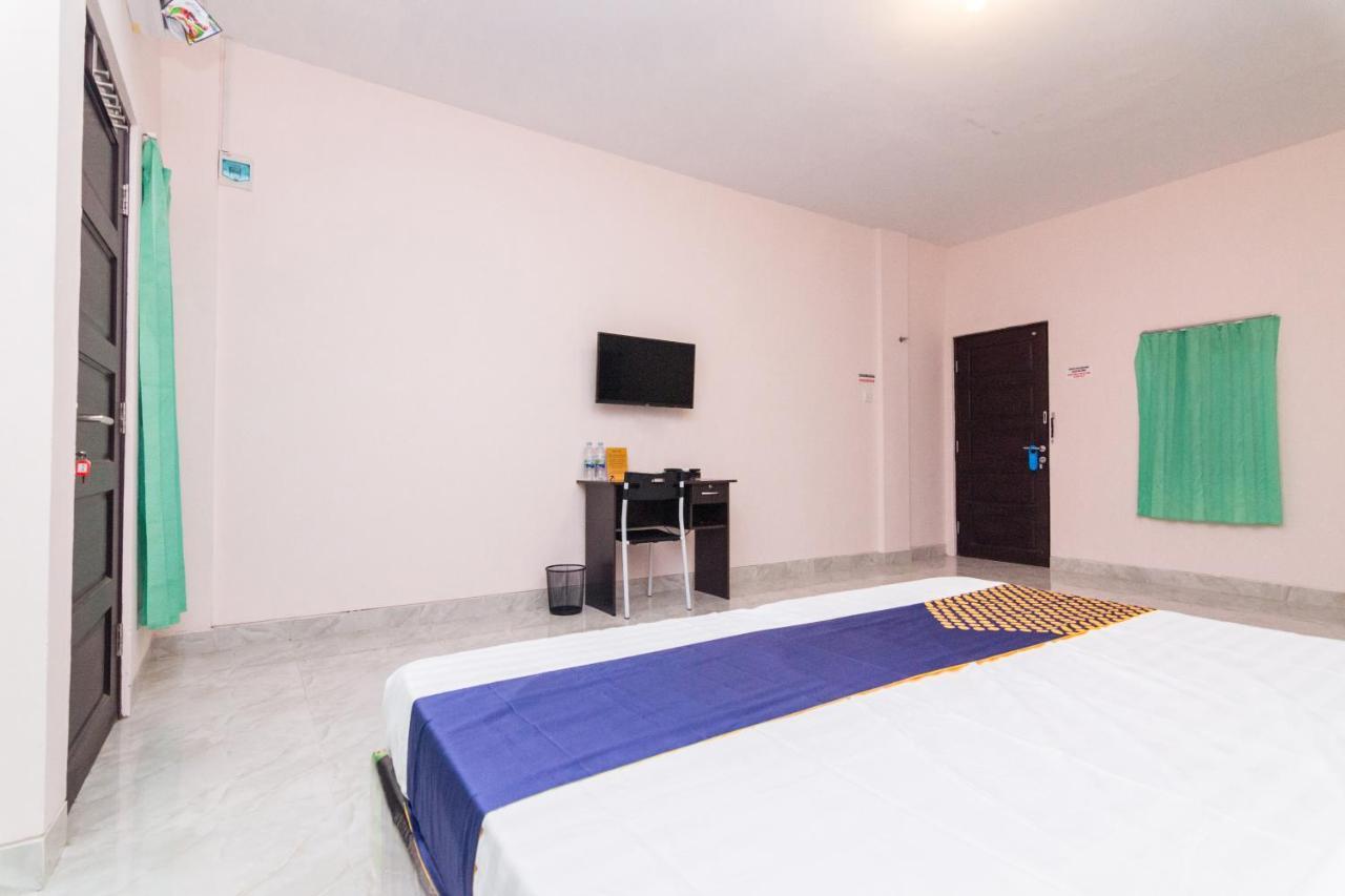 Oyo 1917 Mamora Homestay Batam Bagian luar foto